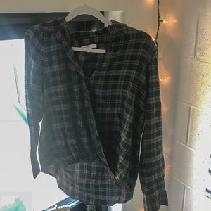Black and Green women’s fashion flannel